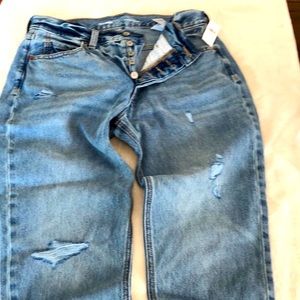 Old Navy high rise Slouchy Straight jean with secret slim pocket. Size 8 petite.